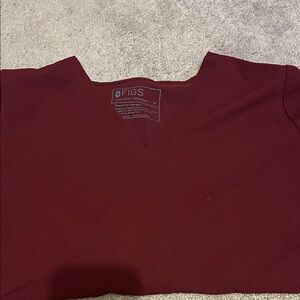 Figs Women's V-Neck Top in Burgundy Red